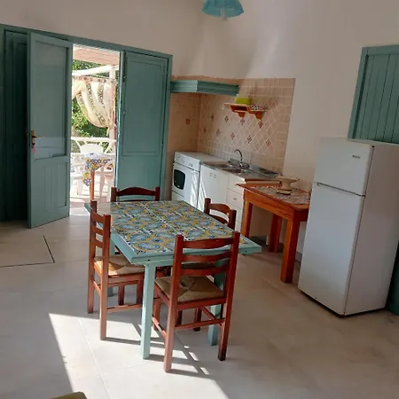 Apartment Lo Scoglio Di