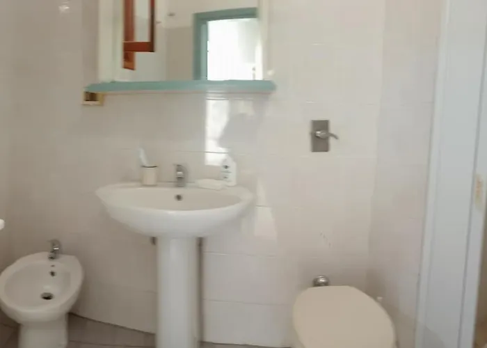 Apartment Lo Scoglio Di *