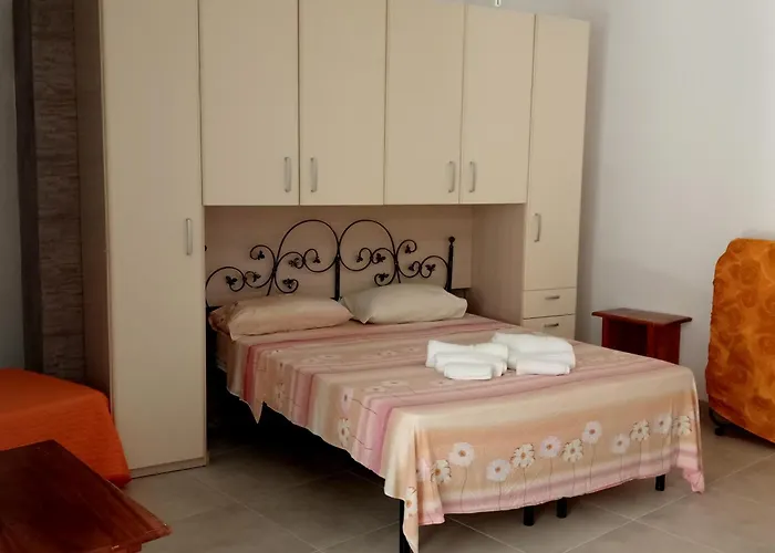 Apartment Lo Scoglio Di *